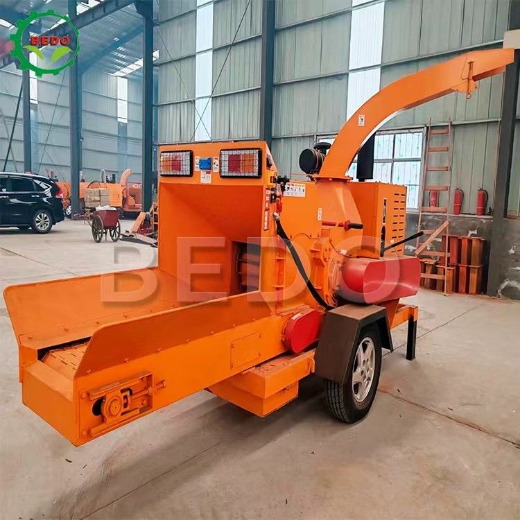 모바일 가든 55HP 디젤 목재 칩머 기계 지부 쉐러더 전기 시작 산림 장비