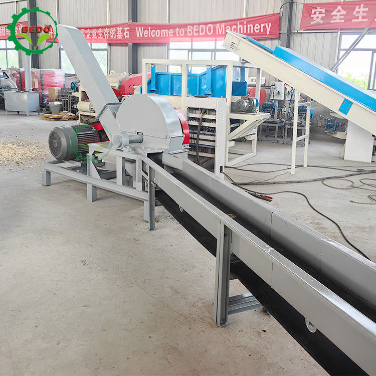 37KW 산림 목재 쪼개기 기계 공급 컨베이어 25-35mm 쪼개기 드럼형 쪼개기