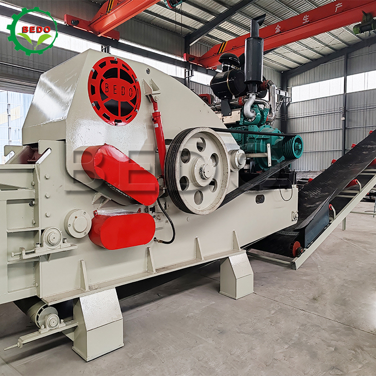 피드 컨베이어 235HP 수압 모터 목재 칩 머신 700x400mm 입구 드럼 타입 산업 쉐러더