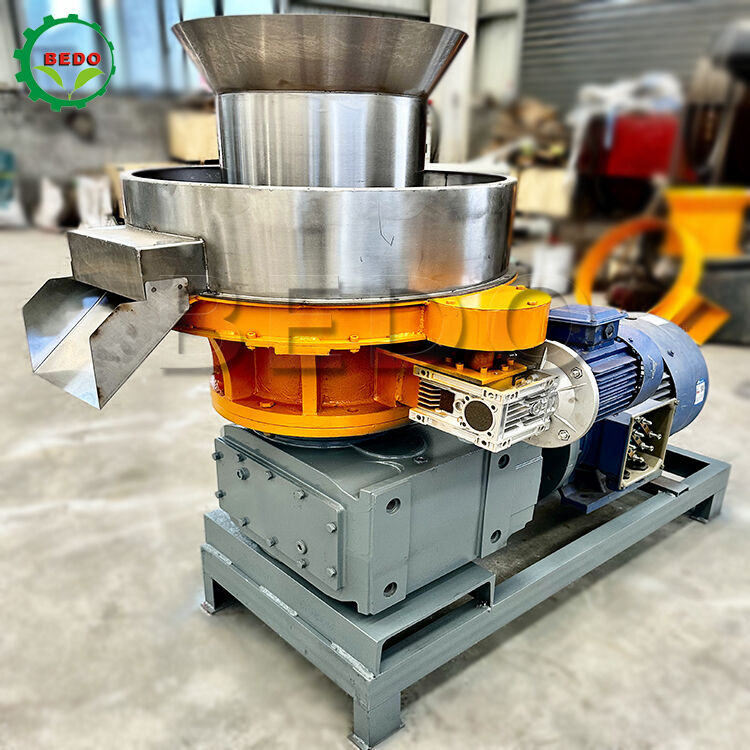 500kg/h 용량의 목재 펠릿 기계, 고효율 펠릿 생산을 위한 스테인리스 스틸 다이와 NSK 베어링