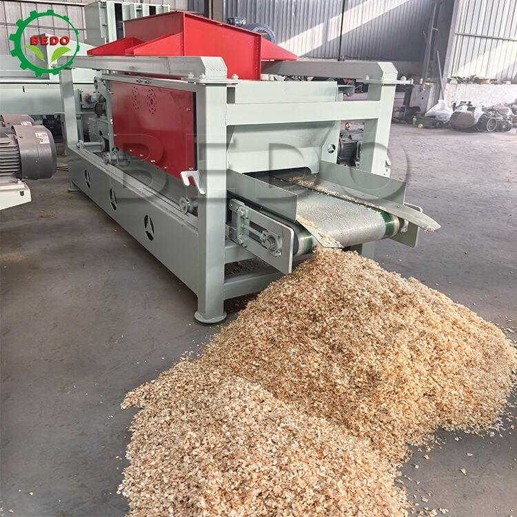 1-10mm 조절 가능한 목재 톱니 기계 7.5kw 주축 800kg/h 생산 용량