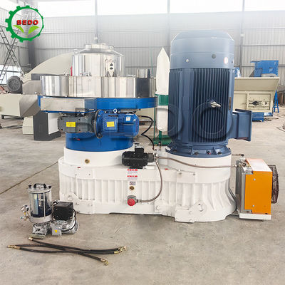 132KW 목재 펠렛 기계 1.2-1.5 톤 용량 1 년 보증