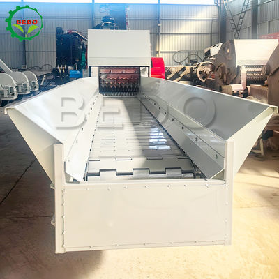 235마력 메인 동력 및 25-35mm 칩 크기의 유압 모터 공급 컨베이어 동력 목재 파쇄기