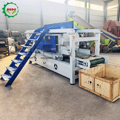 125mm 롤러 나무 부스러기 기계 4kw 운영 전력 맞춤 출력 크기 다중 목재 가공 장비